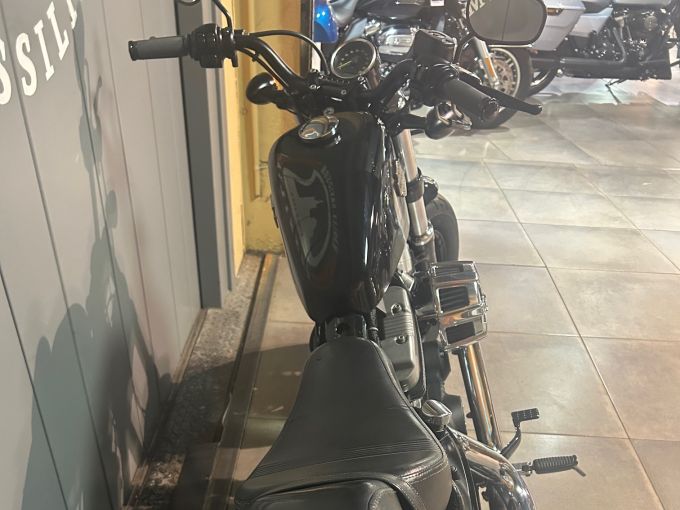 HARLEY-DAVIDSON SPORTSTER FORTY-EIGHT 1200 4