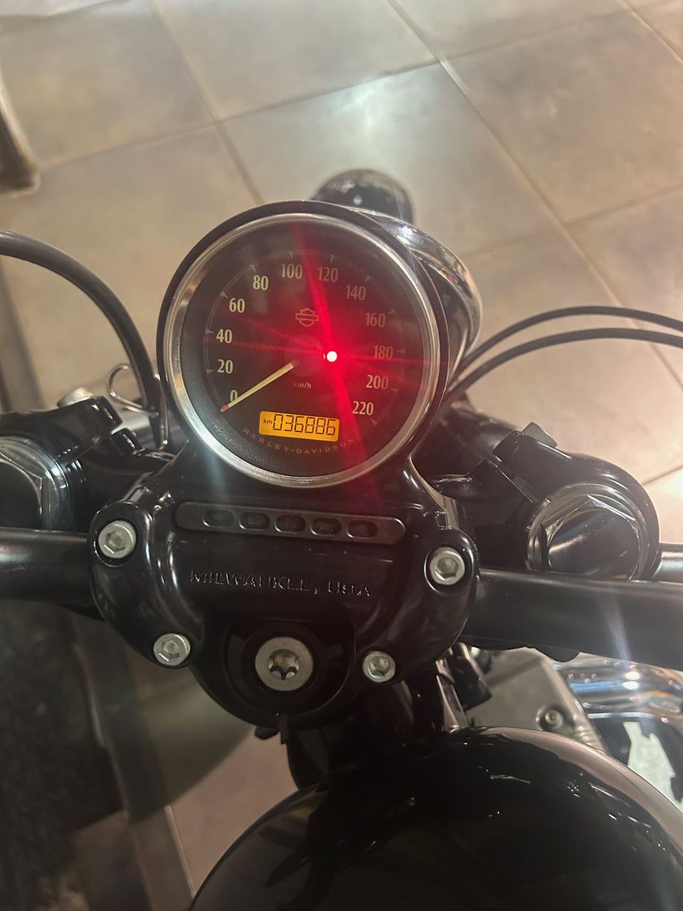 HARLEY-DAVIDSON SPORTSTER FORTY-EIGHT 1200 4