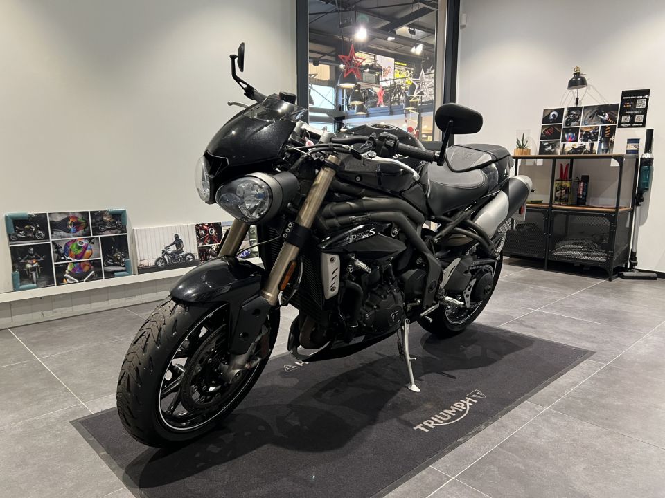 TRIUMPH SPEED TRIPLE 1050 S  4