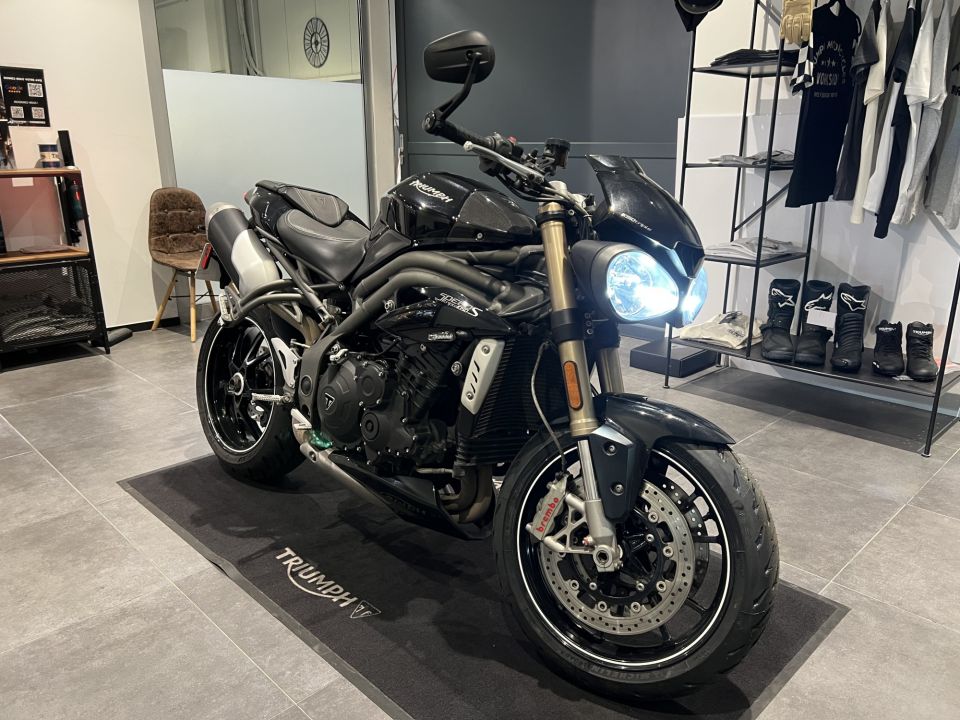 TRIUMPH SPEED TRIPLE 1050 S  4