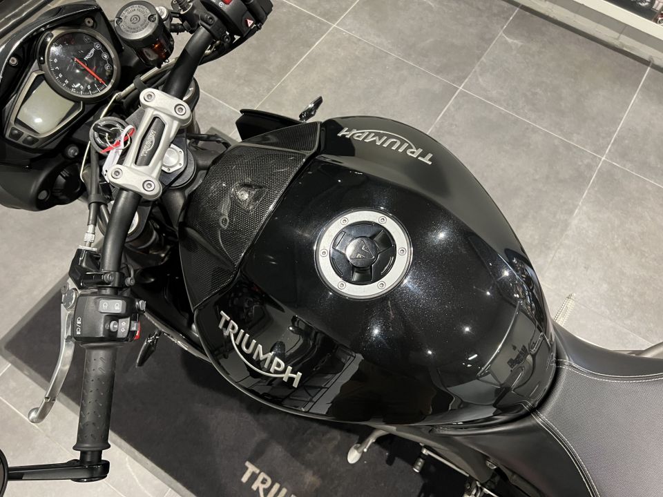 TRIUMPH SPEED TRIPLE 1050 S  4