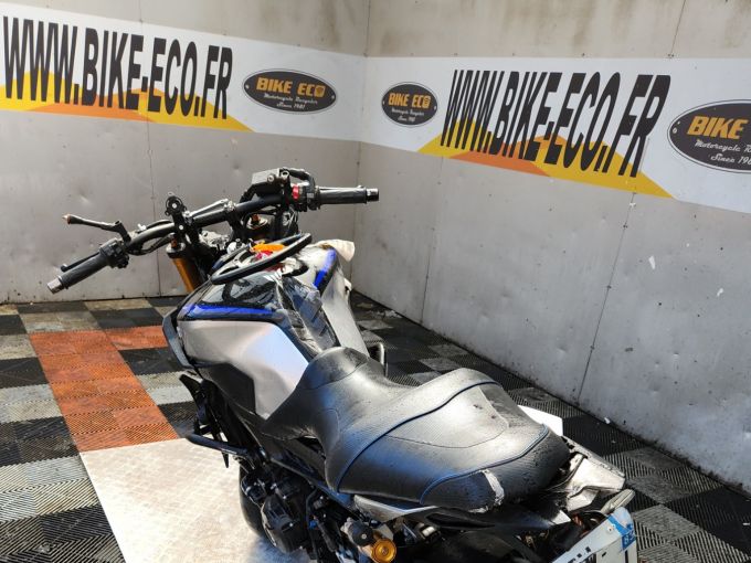 YAMAHA MT-09 SP 4