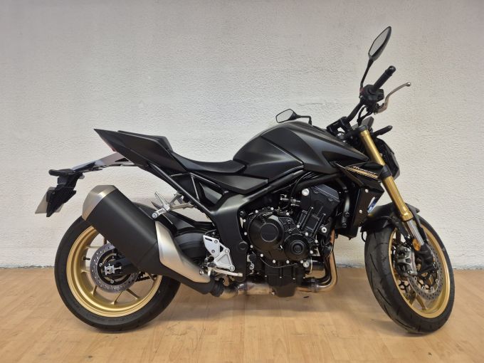 HONDA CB 1000 Hornet 4