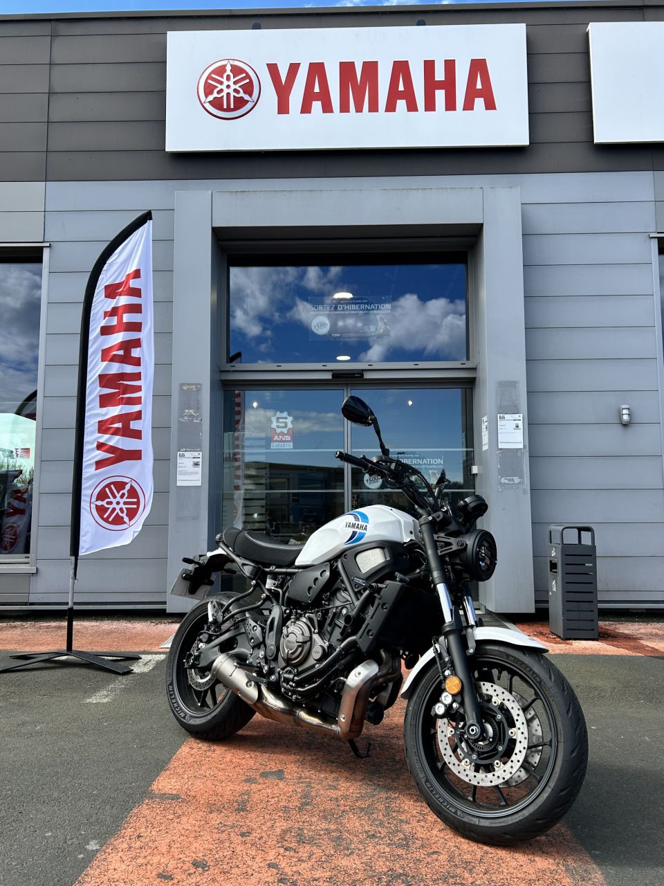 YAMAHA XSR 700 ABS 4