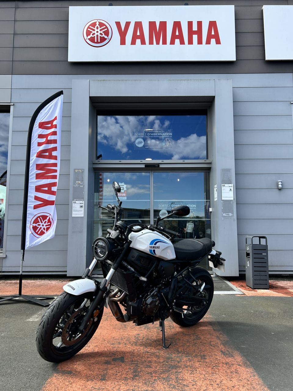 YAMAHA XSR 700 ABS 4