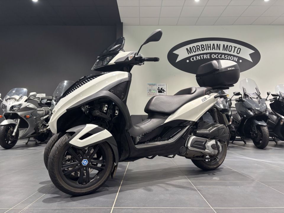 PIAGGIO MP3 300LT YOURBAN 4