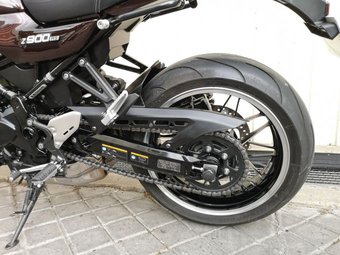 KAWASAKI Z 900 RS 4