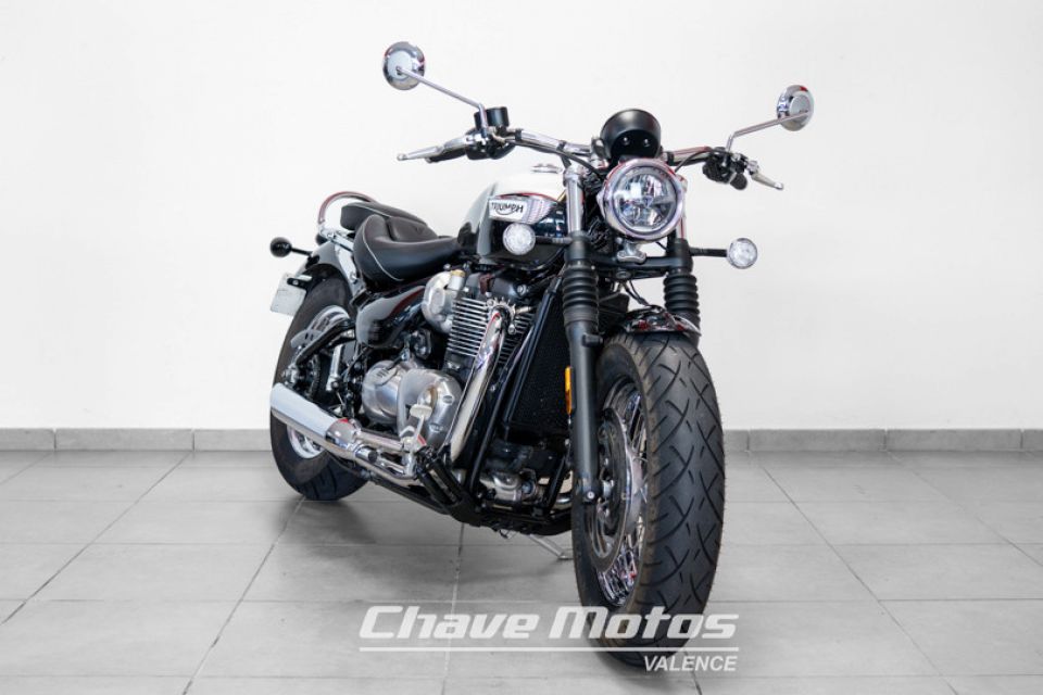 TRIUMPH TRIUMPH 1200 Speedmaster 4