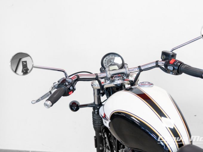 TRIUMPH TRIUMPH 1200 Speedmaster 4