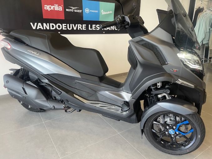 PIAGGIO MP3 400 HPE SPORT ABS ASR 4