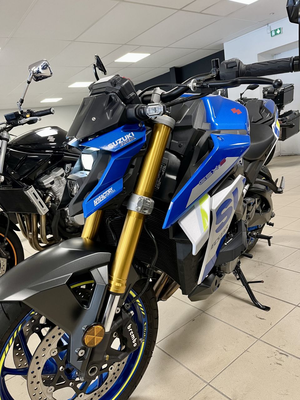 SUZUKI GSX-S 1000 ABS 4