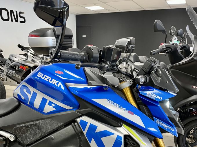 SUZUKI GSX-S 1000 ABS 4