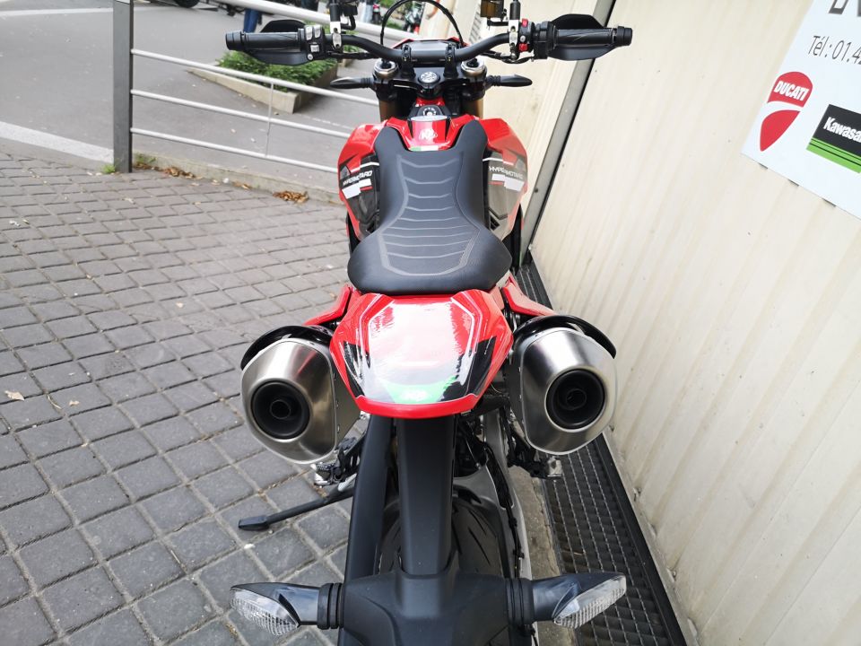 DUCATI HYPERMOTARD 4