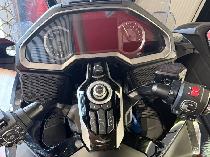 HONDA GL 1800 GOLDWING DCT 4