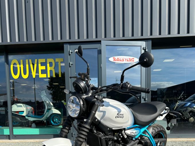 ROYAL ENFIELD Guerilla 450 4