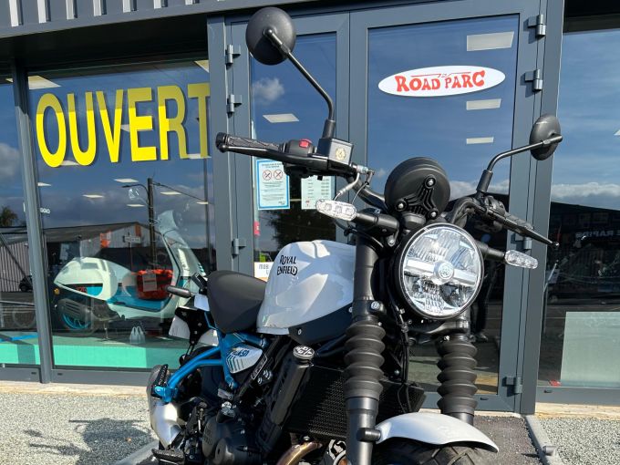 ROYAL ENFIELD Guerilla 450 4