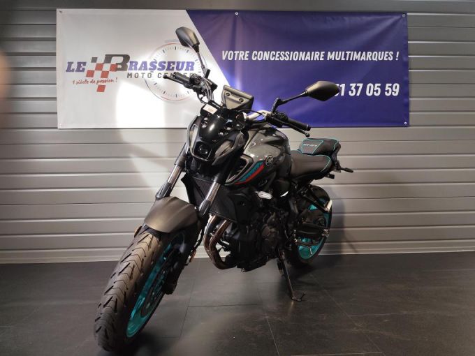 YAMAHA MT-07 4