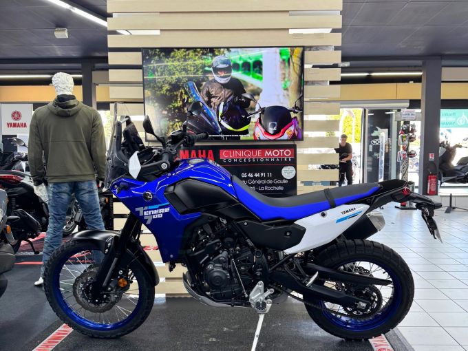 YAMAHA XTZ TENERE 700 4
