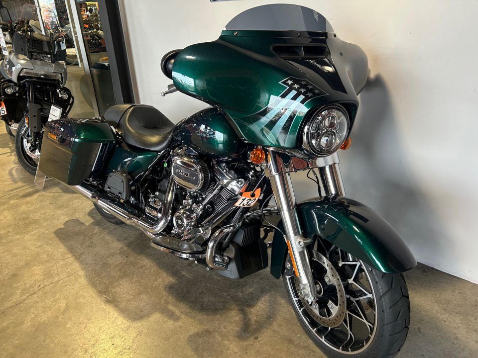 HARLEY-DAVIDSON TOURING STREET GLIDE 1868 S 4