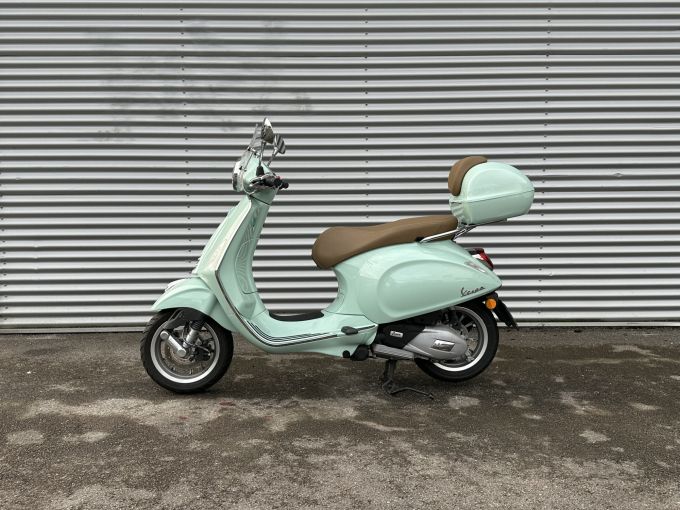 VESPA PRIMAVERA 125 4