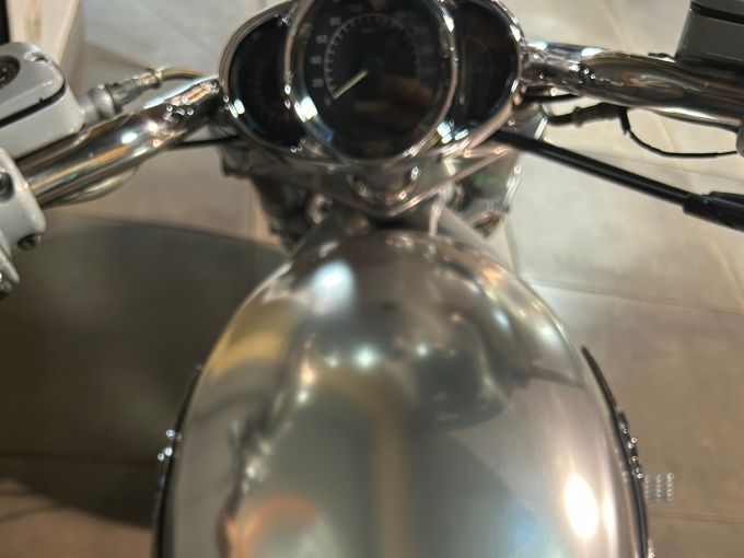 HARLEY-DAVIDSON V-ROD STREET ROD 1130 4