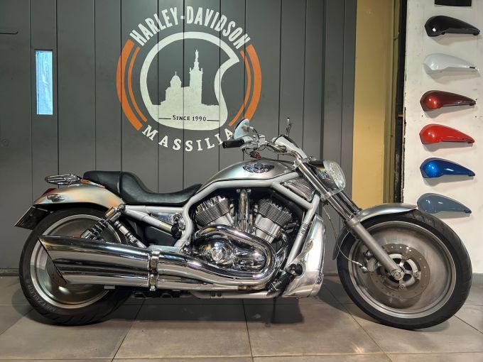 HARLEY-DAVIDSON V-ROD STREET ROD 1130 4