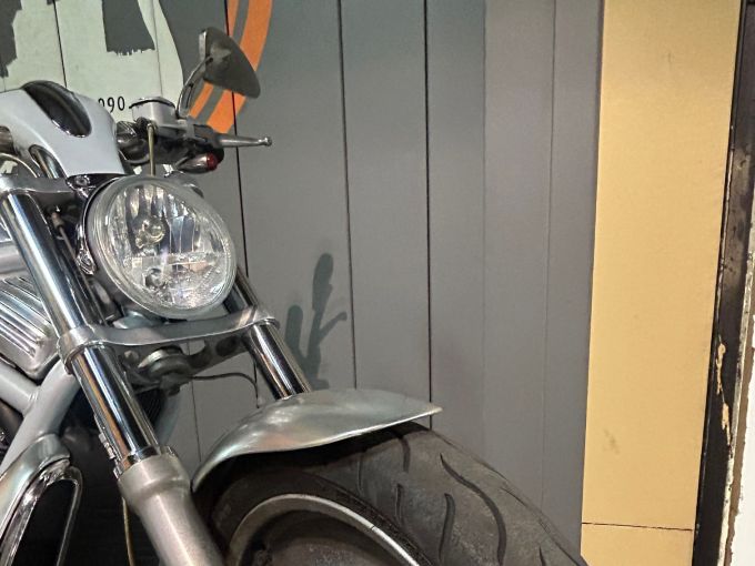 HARLEY-DAVIDSON V-ROD STREET ROD 1130 4
