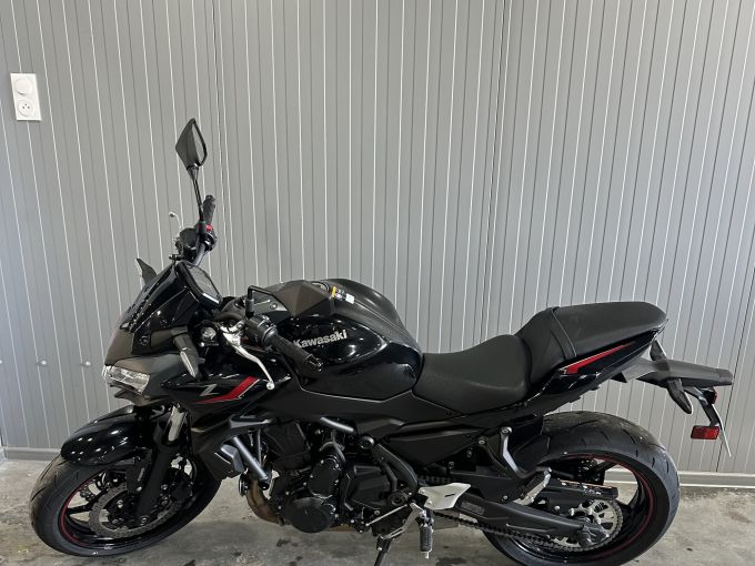 KAWASAKI Z 650 4