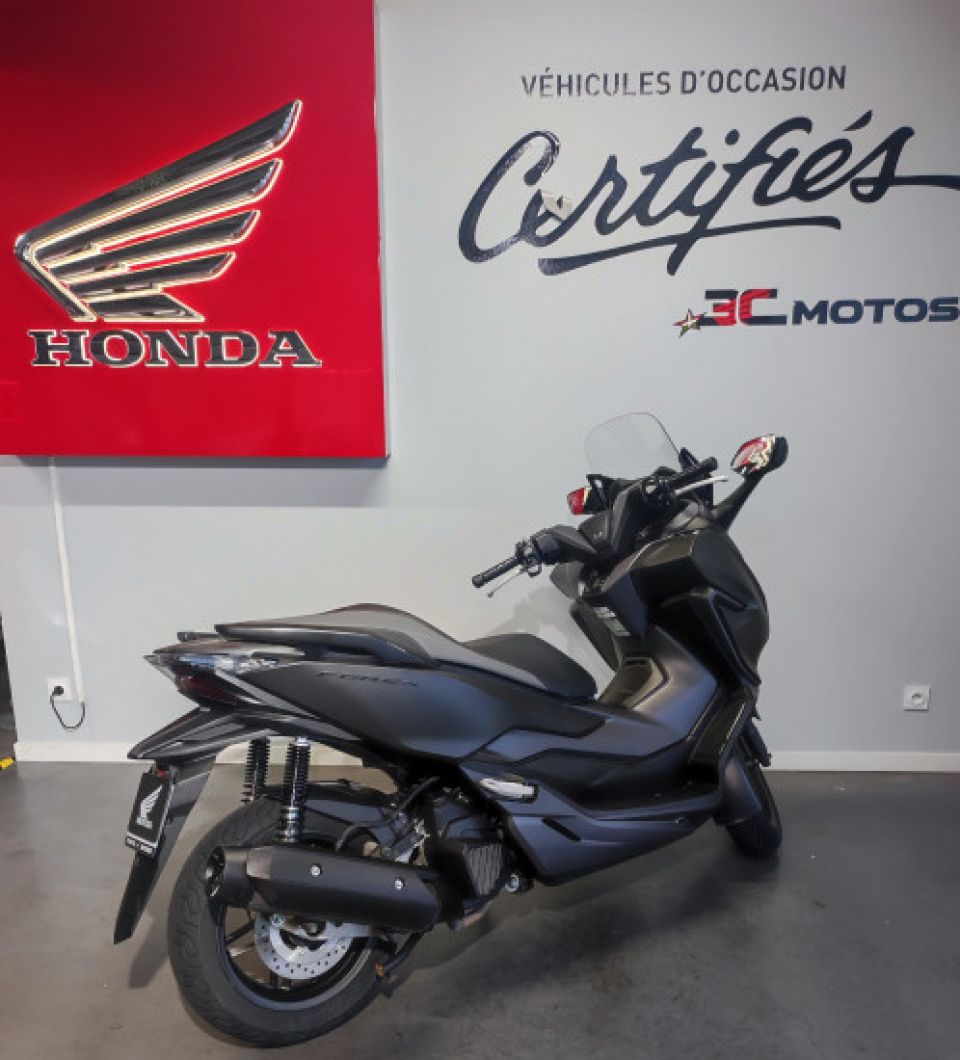 HONDA FORZA 125 ABS 4