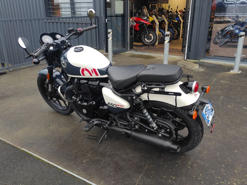 ROYAL ENFIELD SHOTGUN 650 4