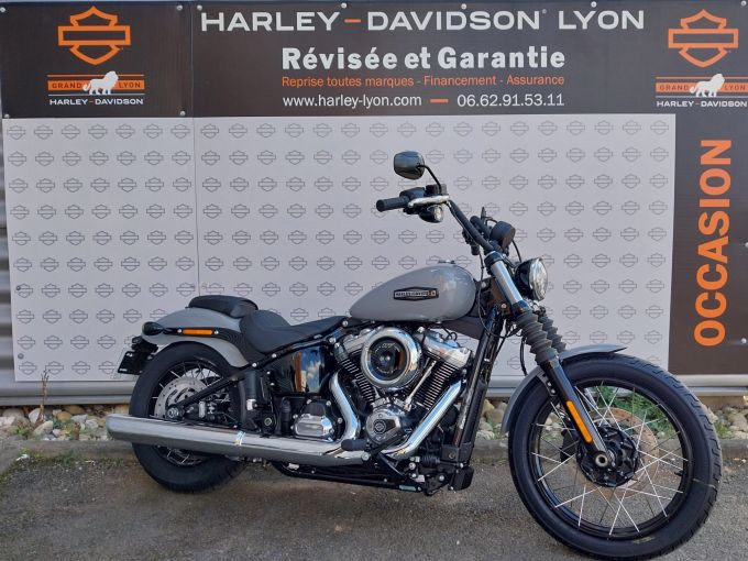 HARLEY-DAVIDSON SOFTAIL STREET BOB 1868 4
