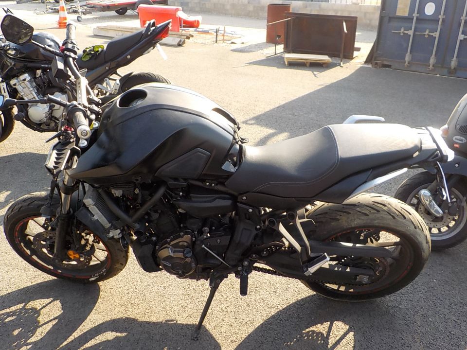 YAMAHA MT-07 TRACER 4