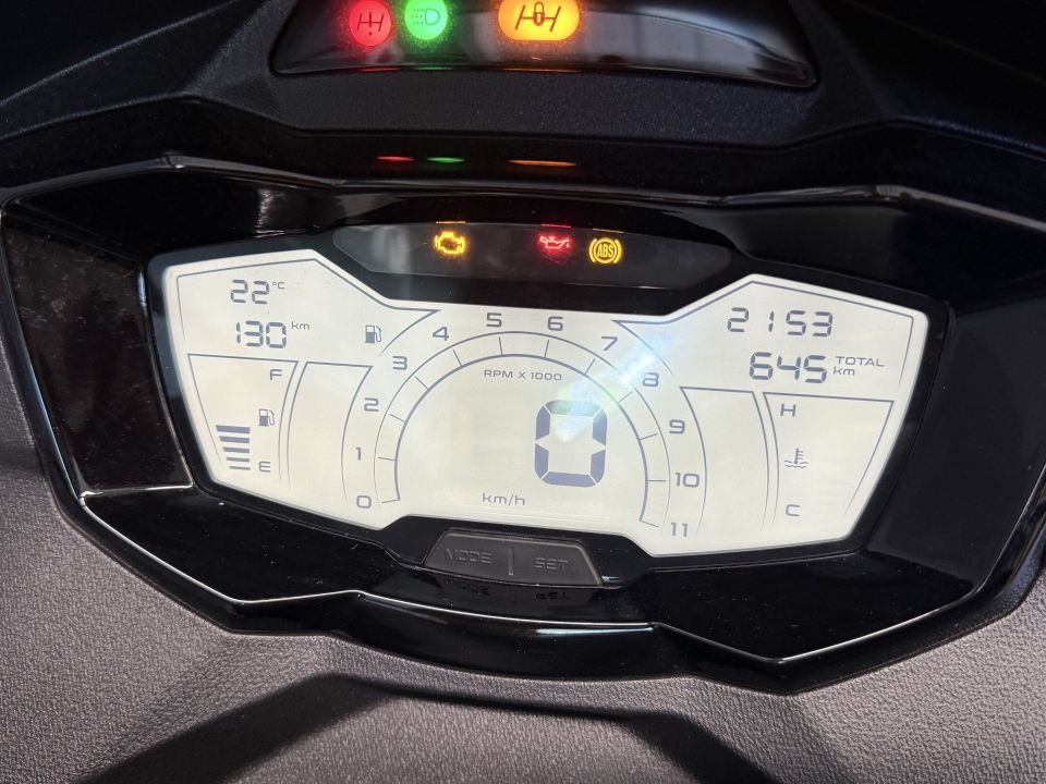 PIAGGIO MP3 310 HPE SPORT 4