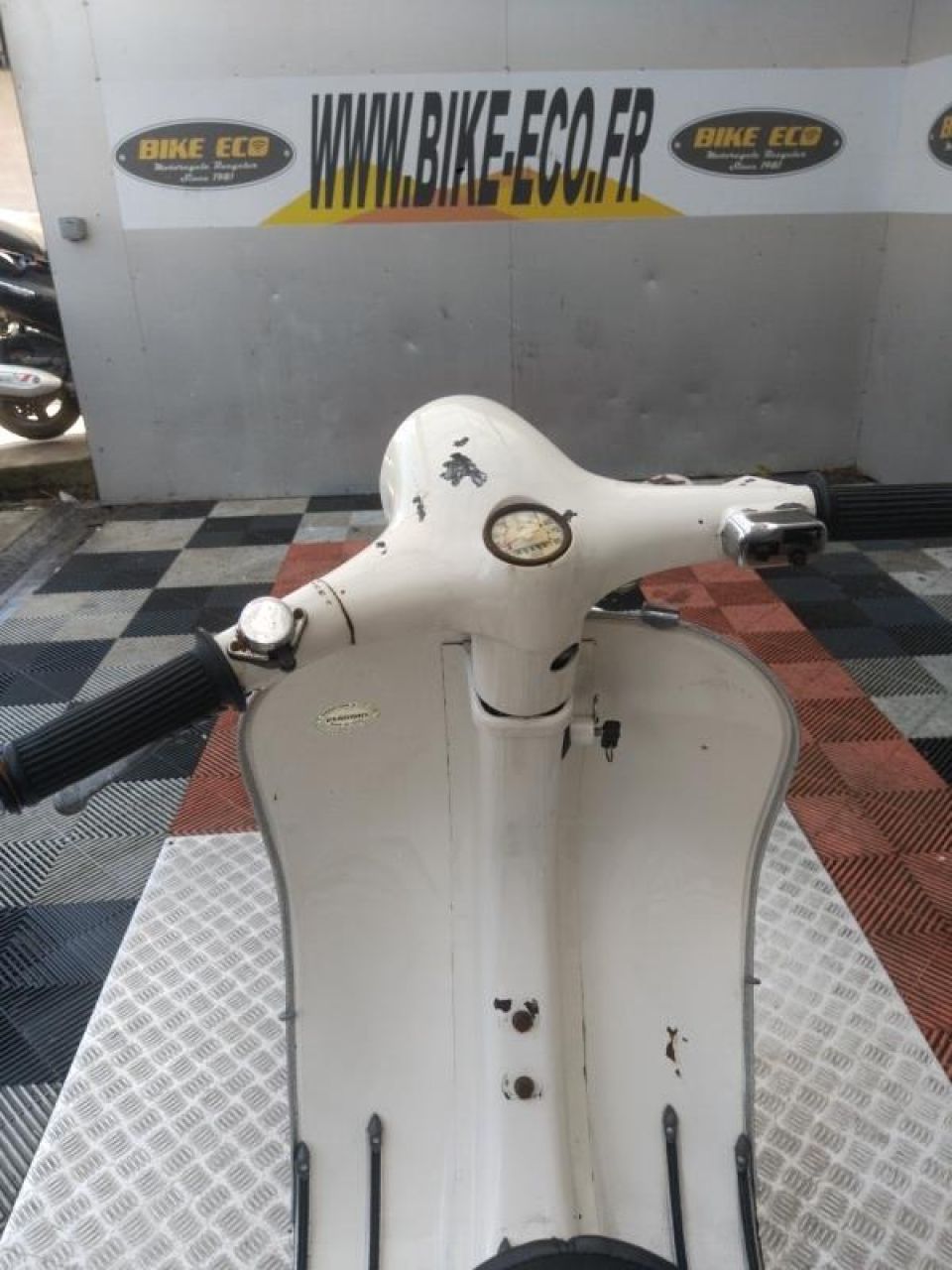 PIAGGIO VESPA 4
