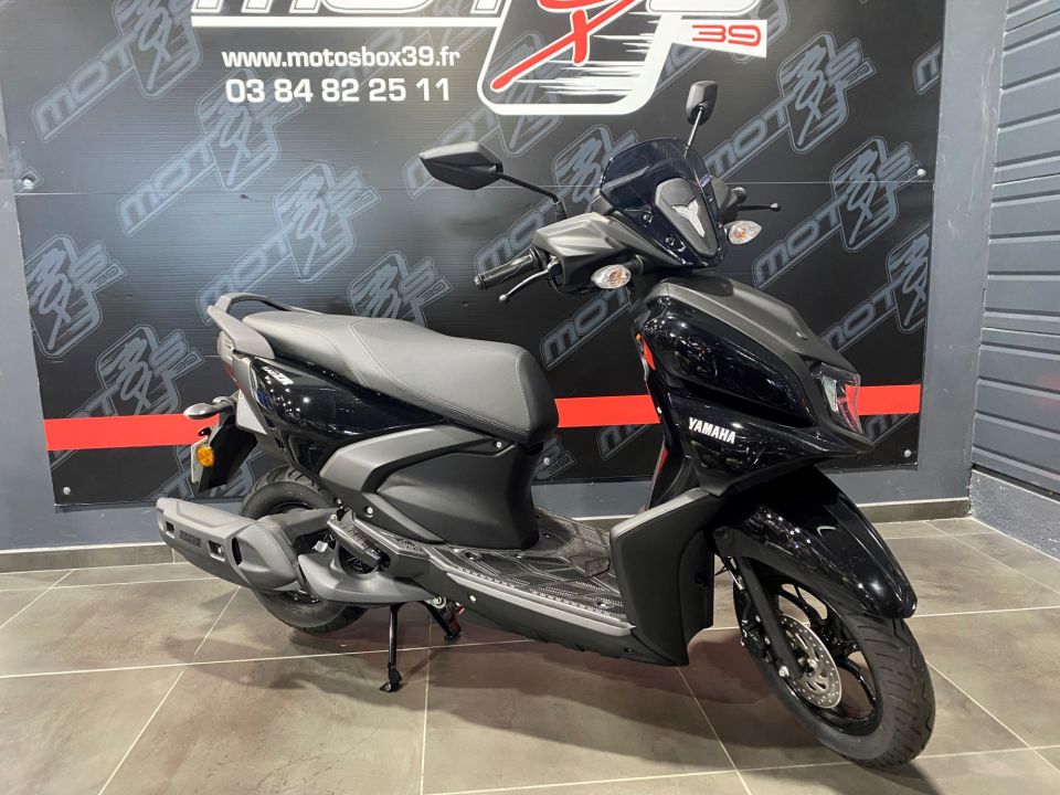 YAMAHA RayZR 125 4