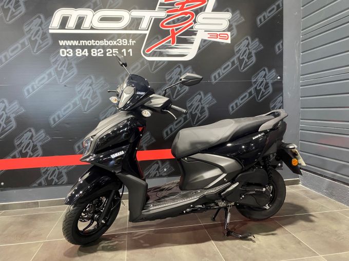 YAMAHA RayZR 125 4