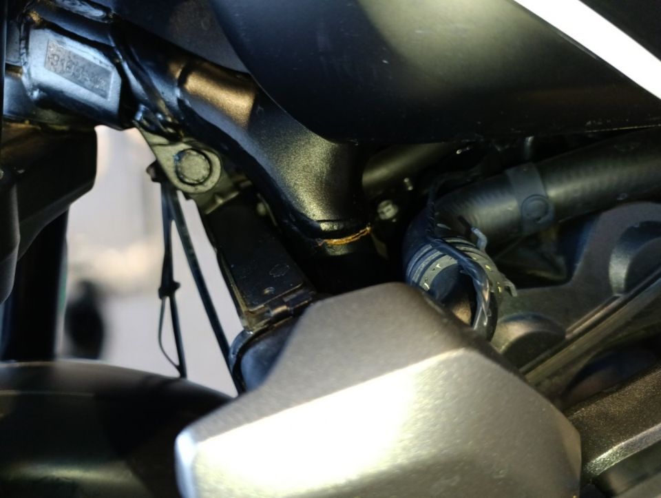 TRIUMPH TRIDENT 660 4