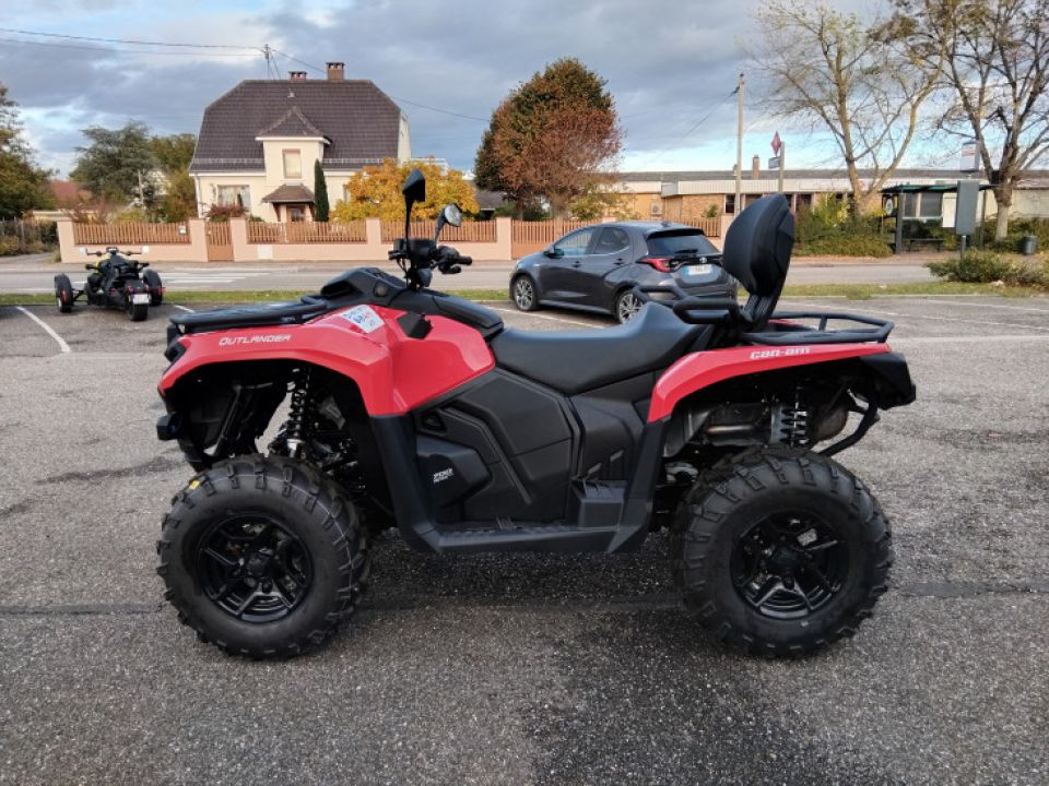 CAN-AM Outlander MAX DPS 700 T 4