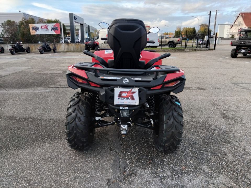 CAN-AM Outlander MAX DPS 700 T 4