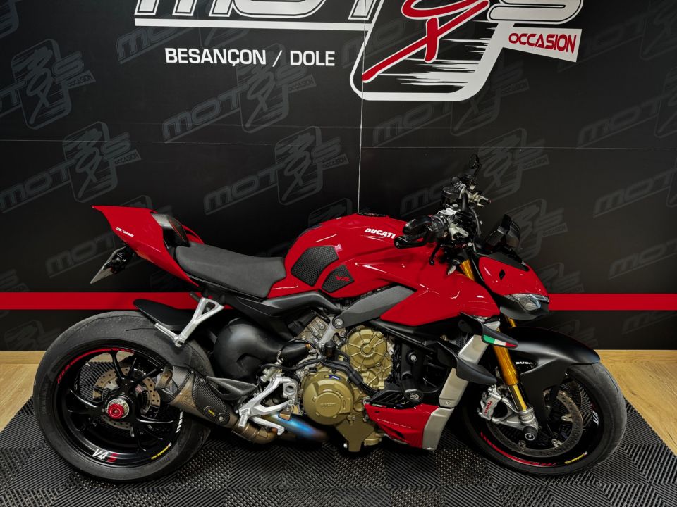 DUCATI STREETFIGHTER V4S 4