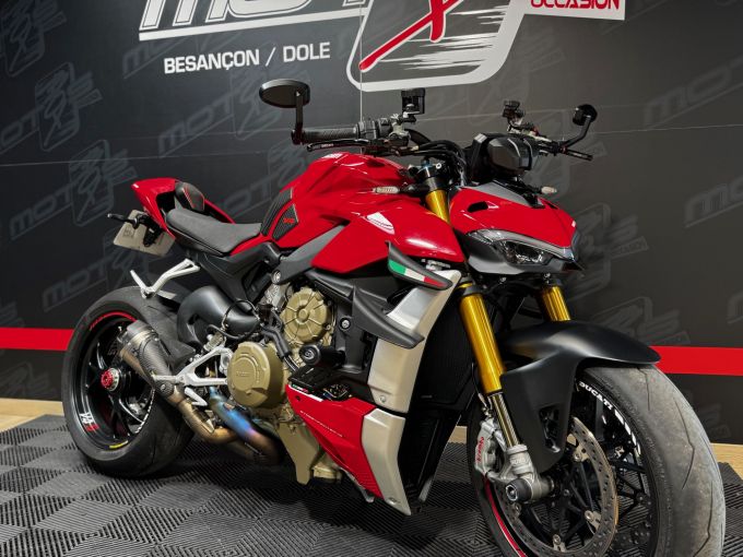 DUCATI STREETFIGHTER V4S 4