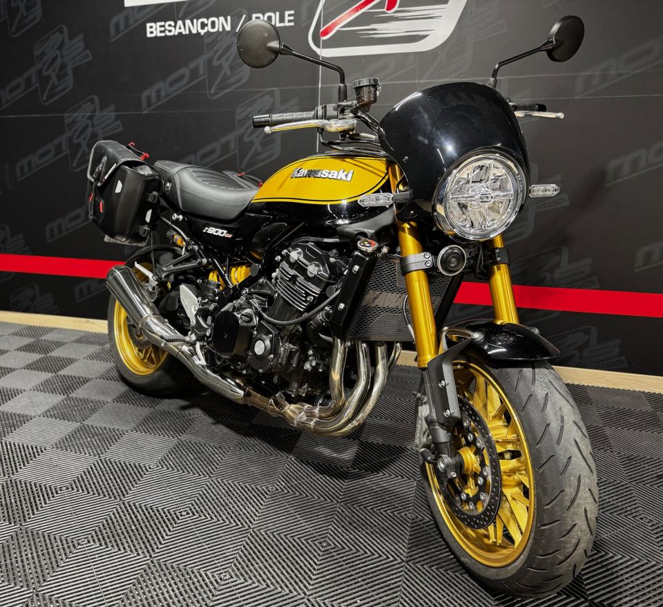 KAWASAKI Z 900 RS SE 4