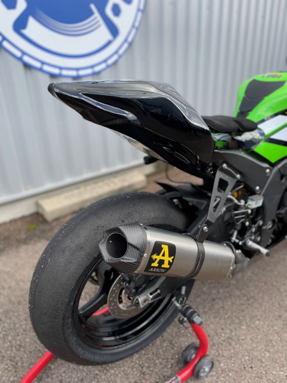 KAWASAKI ZX-10R 4