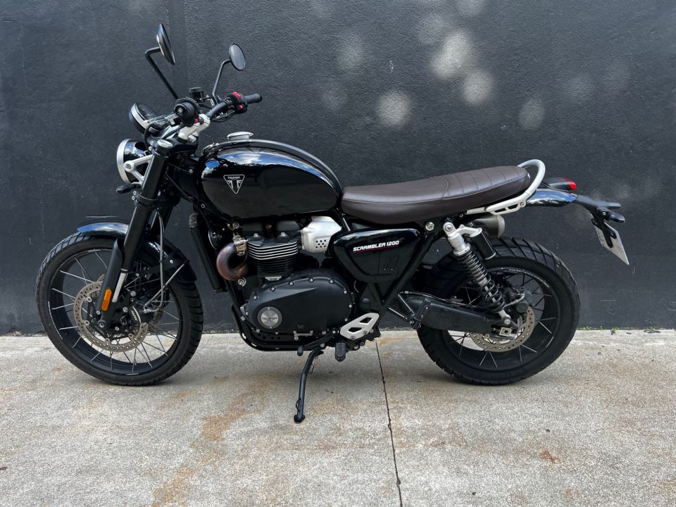 TRIUMPH SCRAMBLER 1200 4