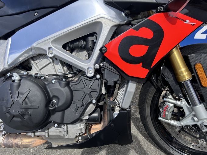APRILIA TUONO 1100 V4 4
