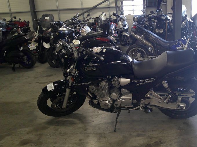 YAMAHA XJR 1300 4