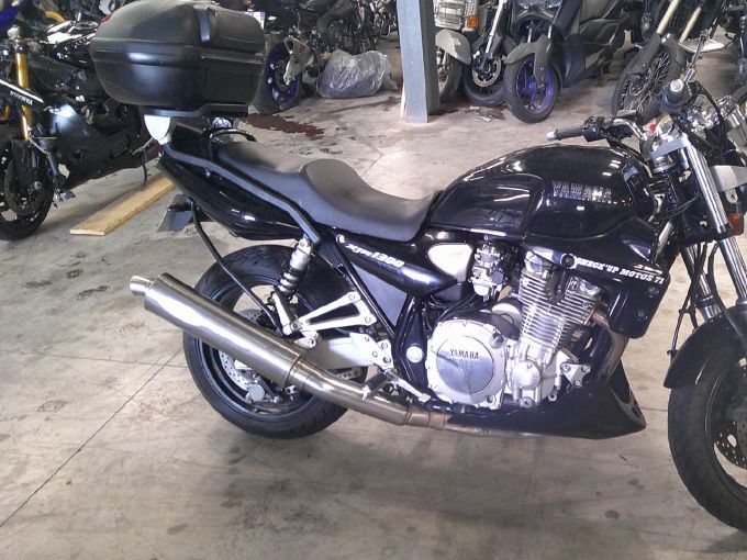 YAMAHA XJR 1300 4