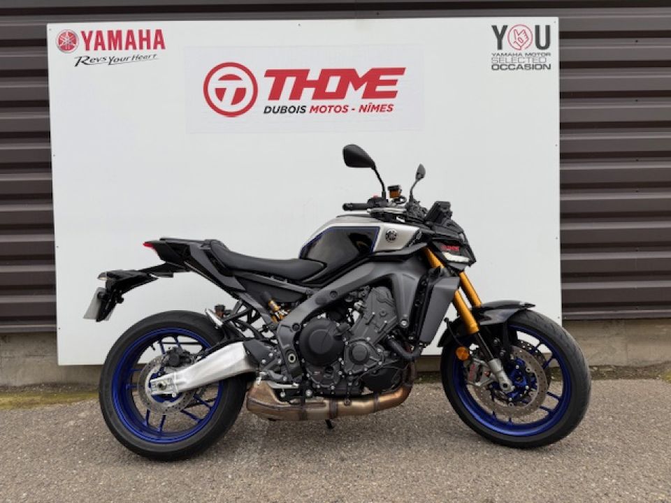 YAMAHA MT-09 SP 4