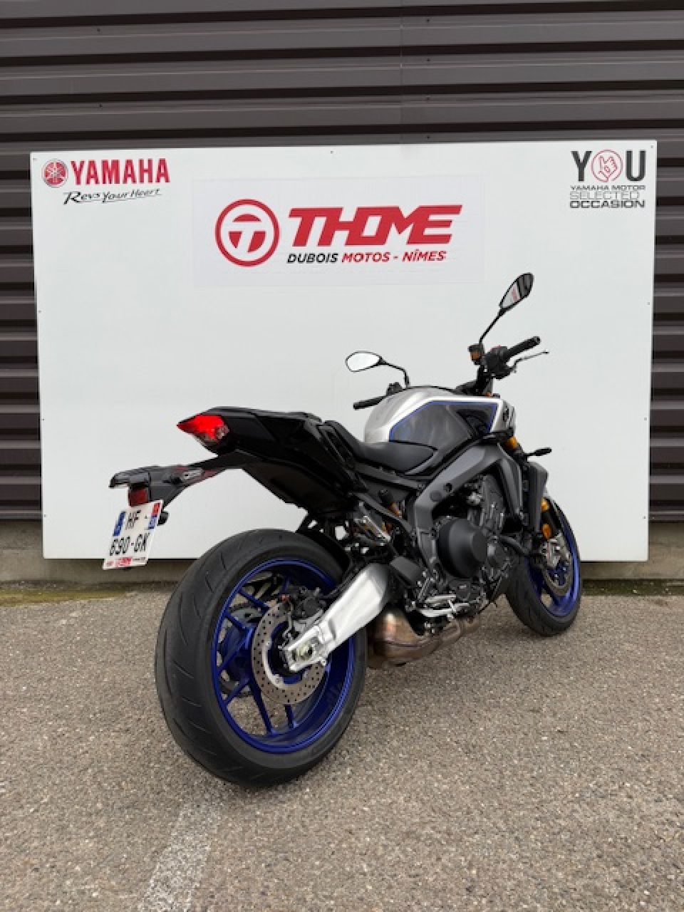 YAMAHA MT-09 SP 4