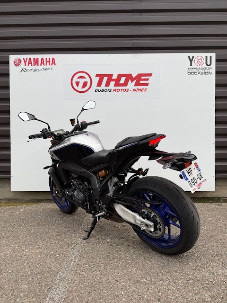 YAMAHA MT-09 SP 4